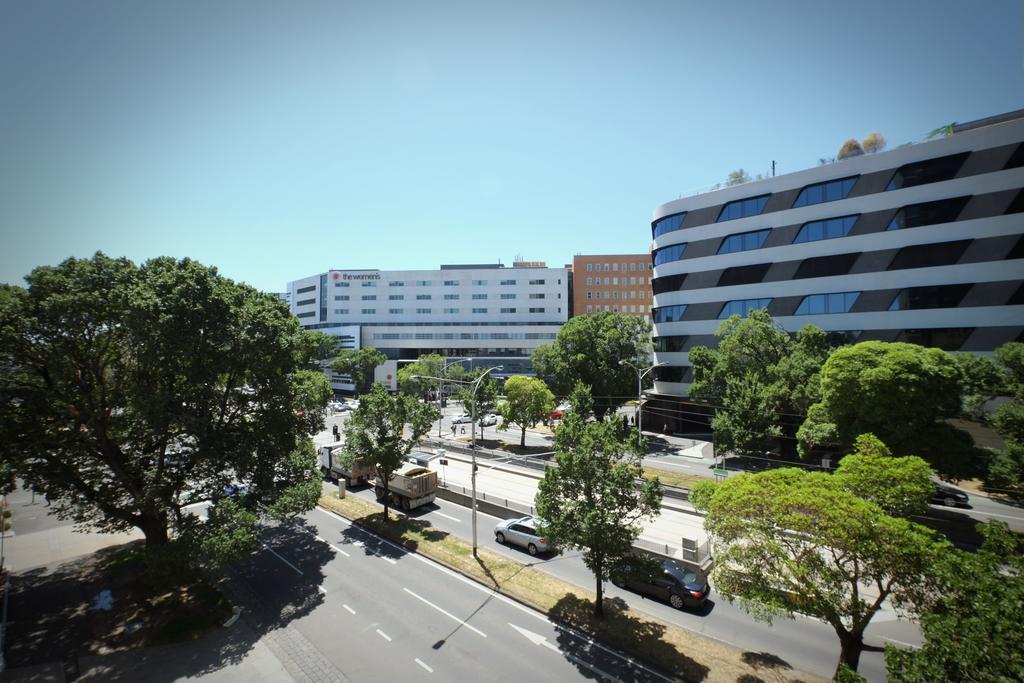 เทิร์นคีย์ แอคคอมมอเดชั่น - นอร์ท เมลเบิร์น Aparthotel ภายนอก รูปภาพ